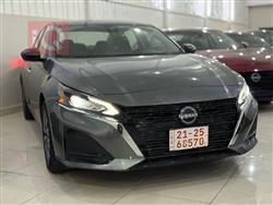 نيسان ألتيما